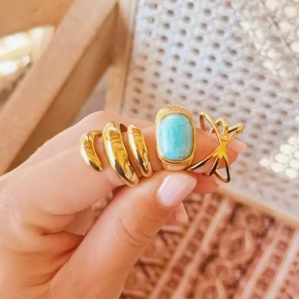 Spiral Ring ist aus Premium Edelstahl gefertigt verfärbt sich nicht. In hochglänzender Optik