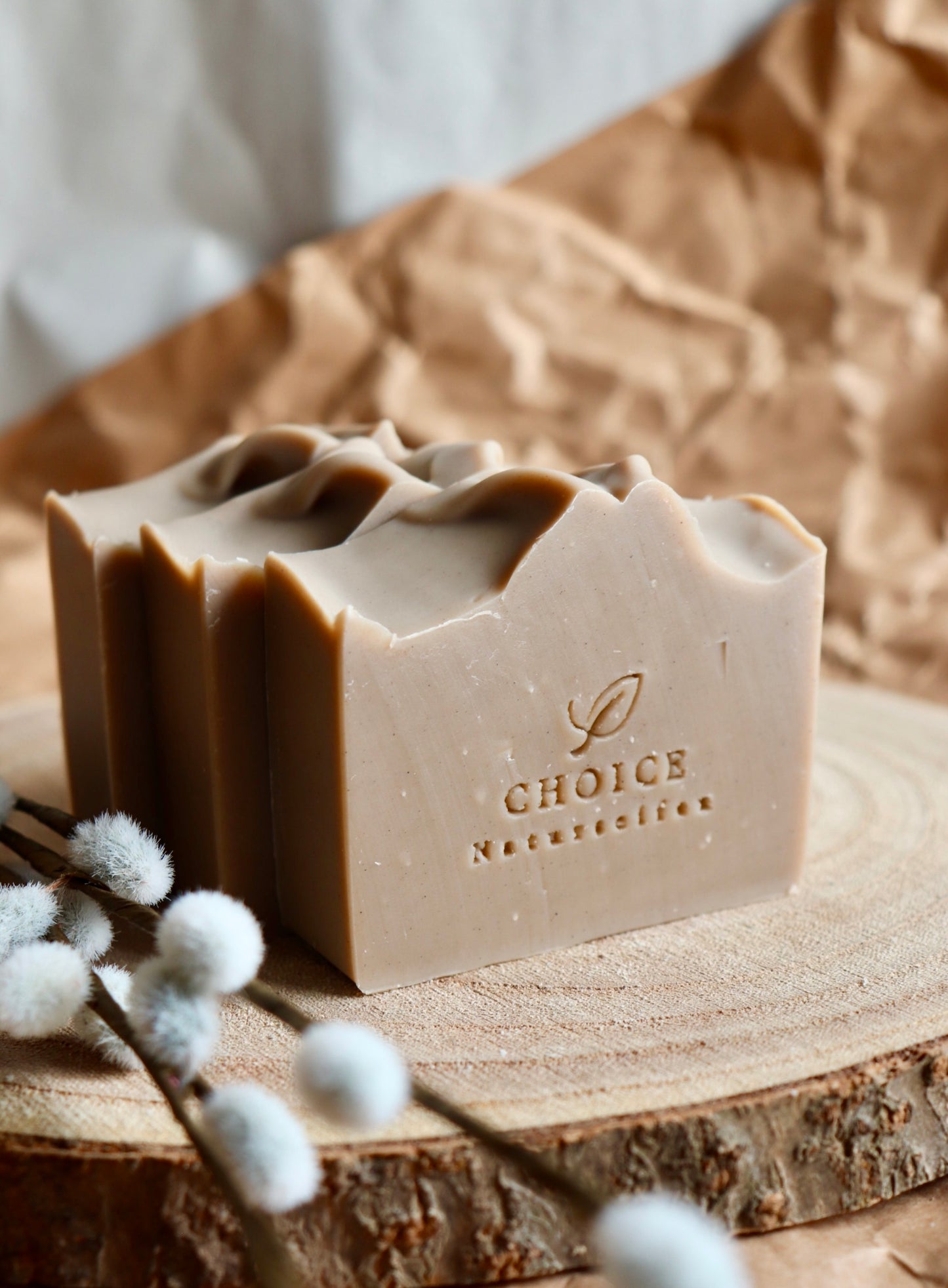 100% natürliche Seife "Orange & Patchouli" mit roter französischer Tonerde und exotischem Duft nach Orangen & Patschuli