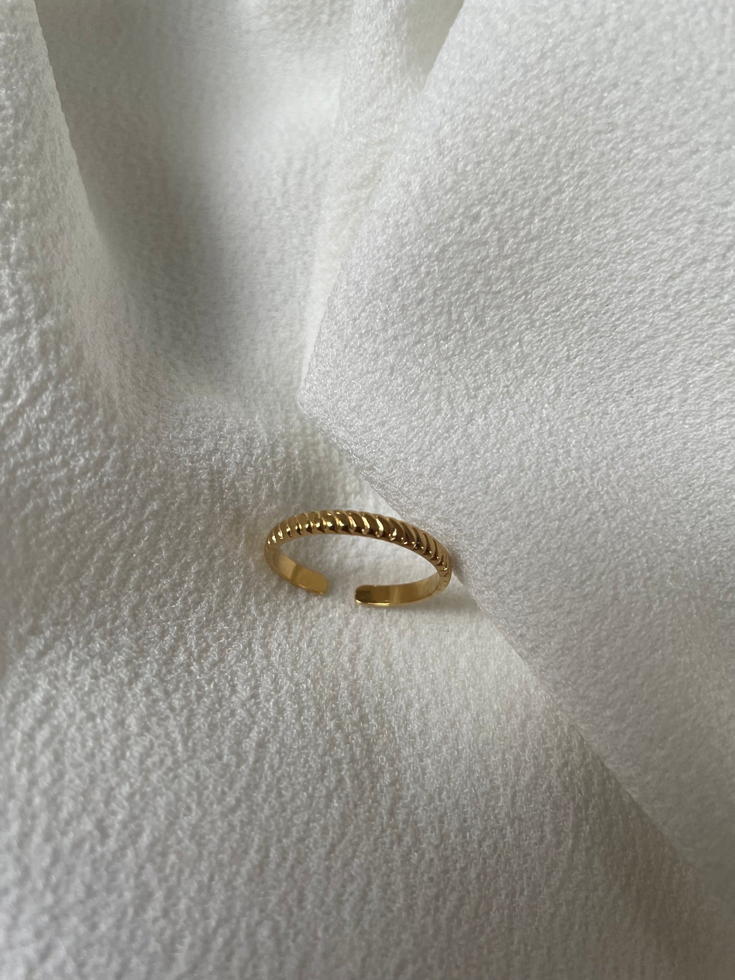 Schmaler Goldring