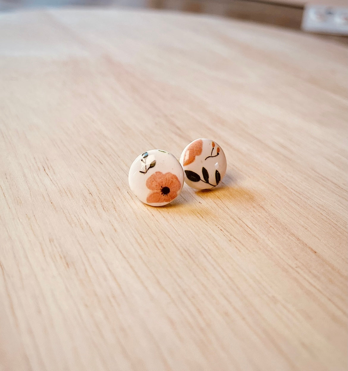 Polymer Clay Ohrstecker mit Blumen Muster und Edelstahlstecker