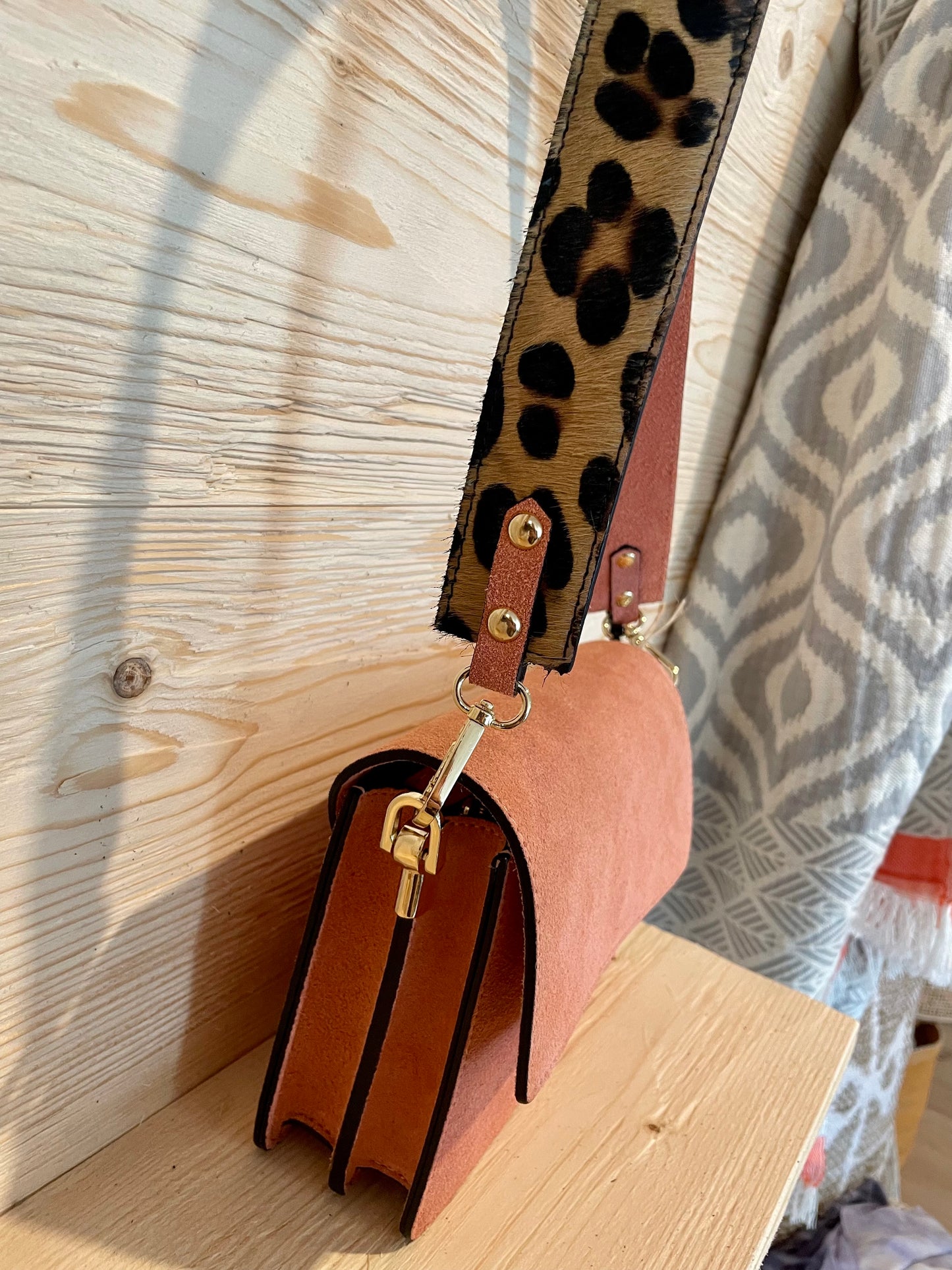 Italienische Echtledertasche Wildledertasche Coral