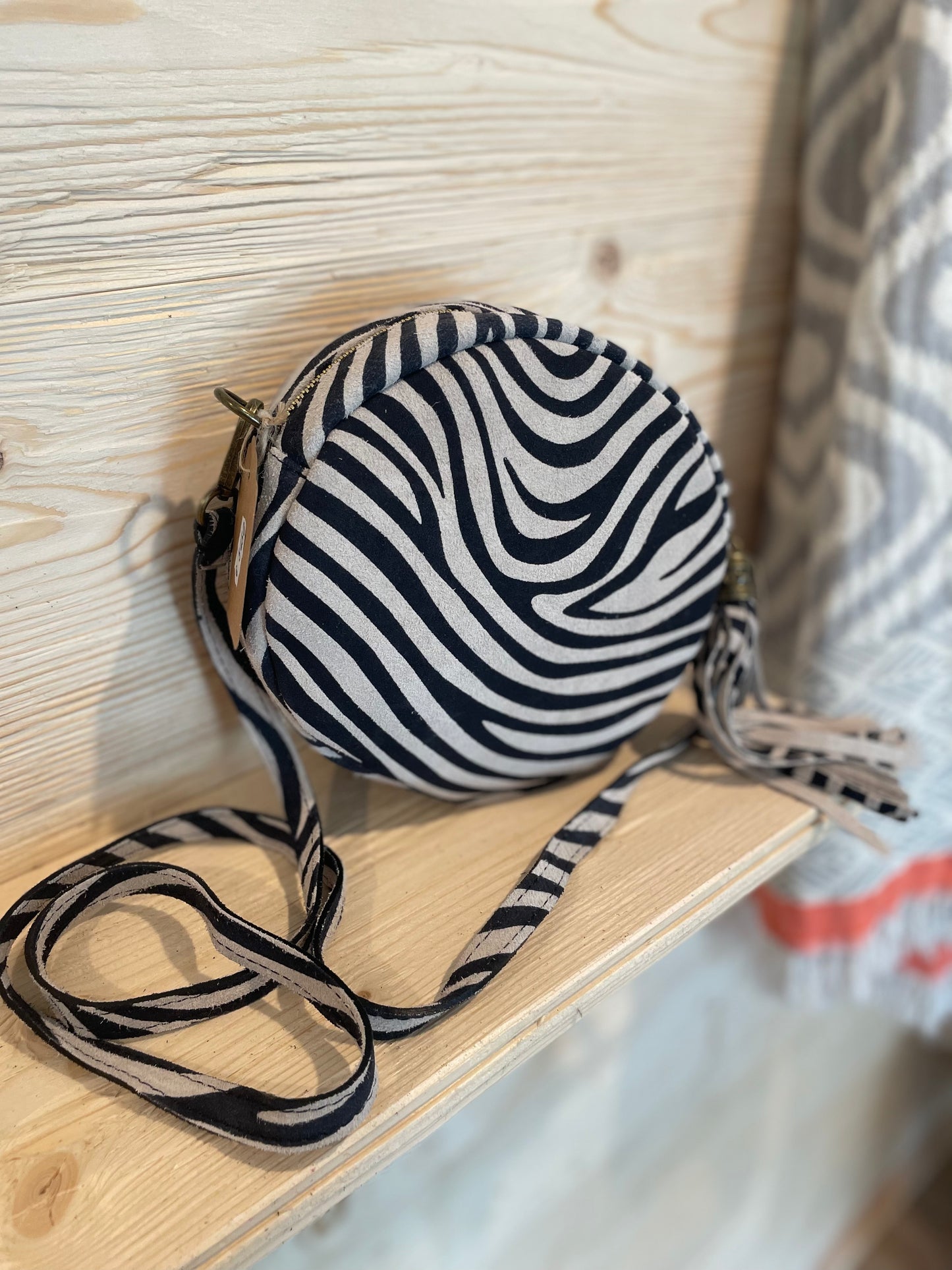 Italienische Echtledertasche Wildledertasche Zebra