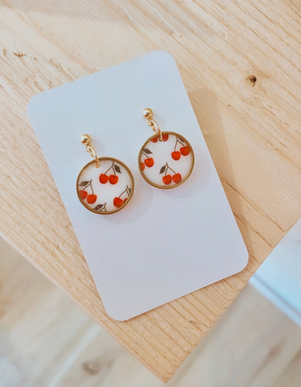 Edelstahl Gold Ohrringe mit rundem Polymer Clay Kirsch Anhänger mit Edelstahl Ring