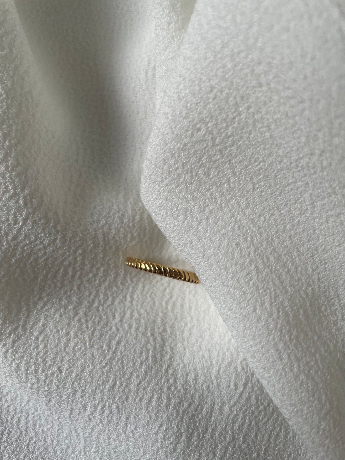 Schmaler Goldring