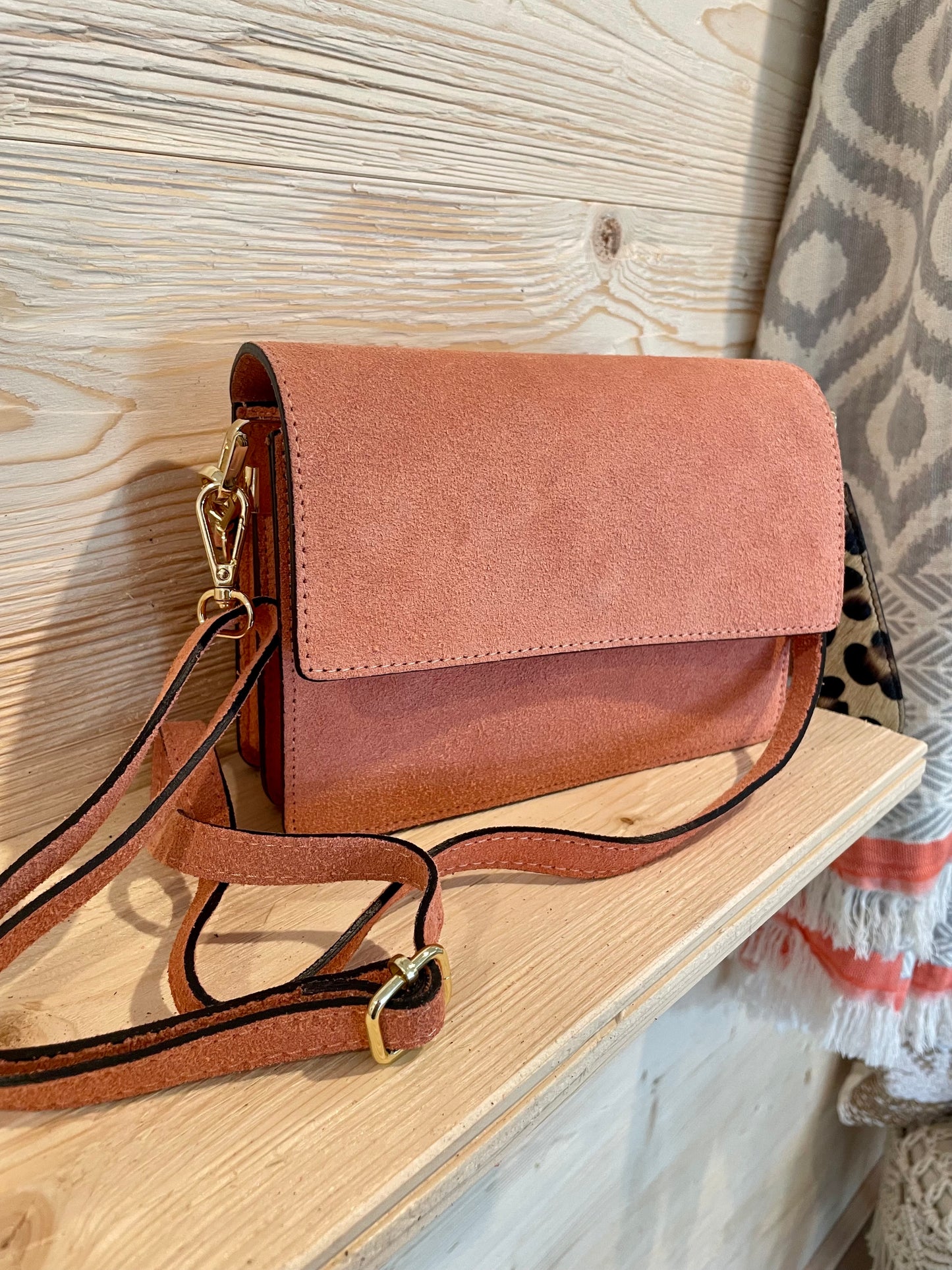 Italienische Echtledertasche Wildledertasche Coral