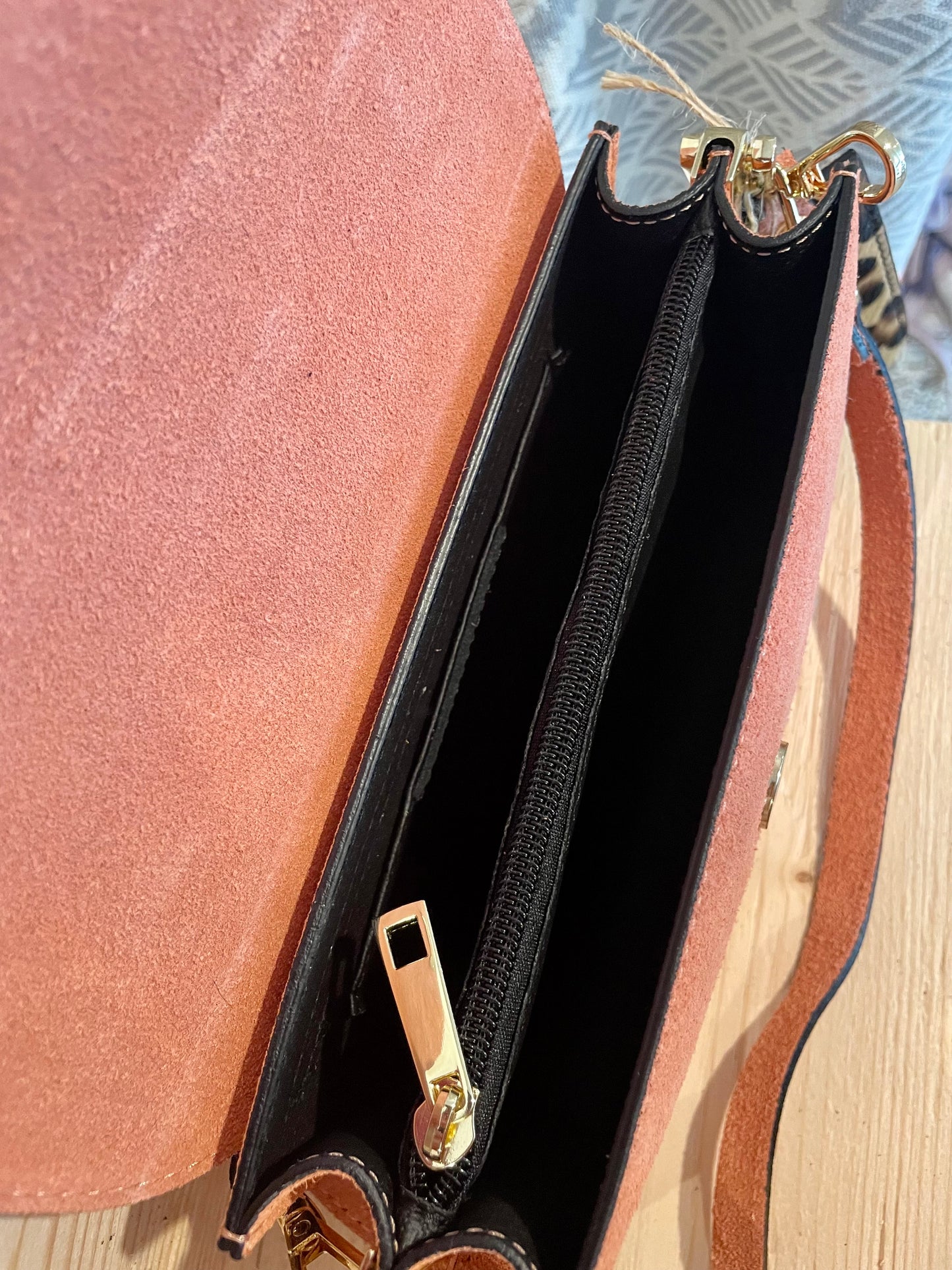 Italienische Echtledertasche Wildledertasche Coral