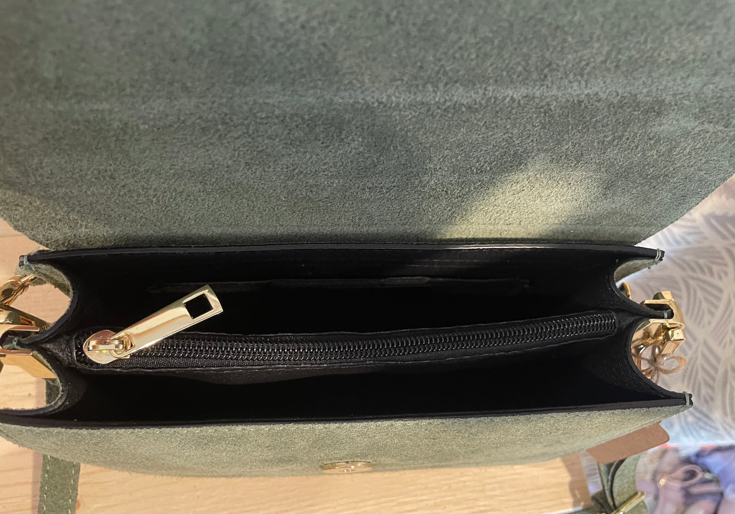 Italienische Echtledertasche Wildledertasche grün
