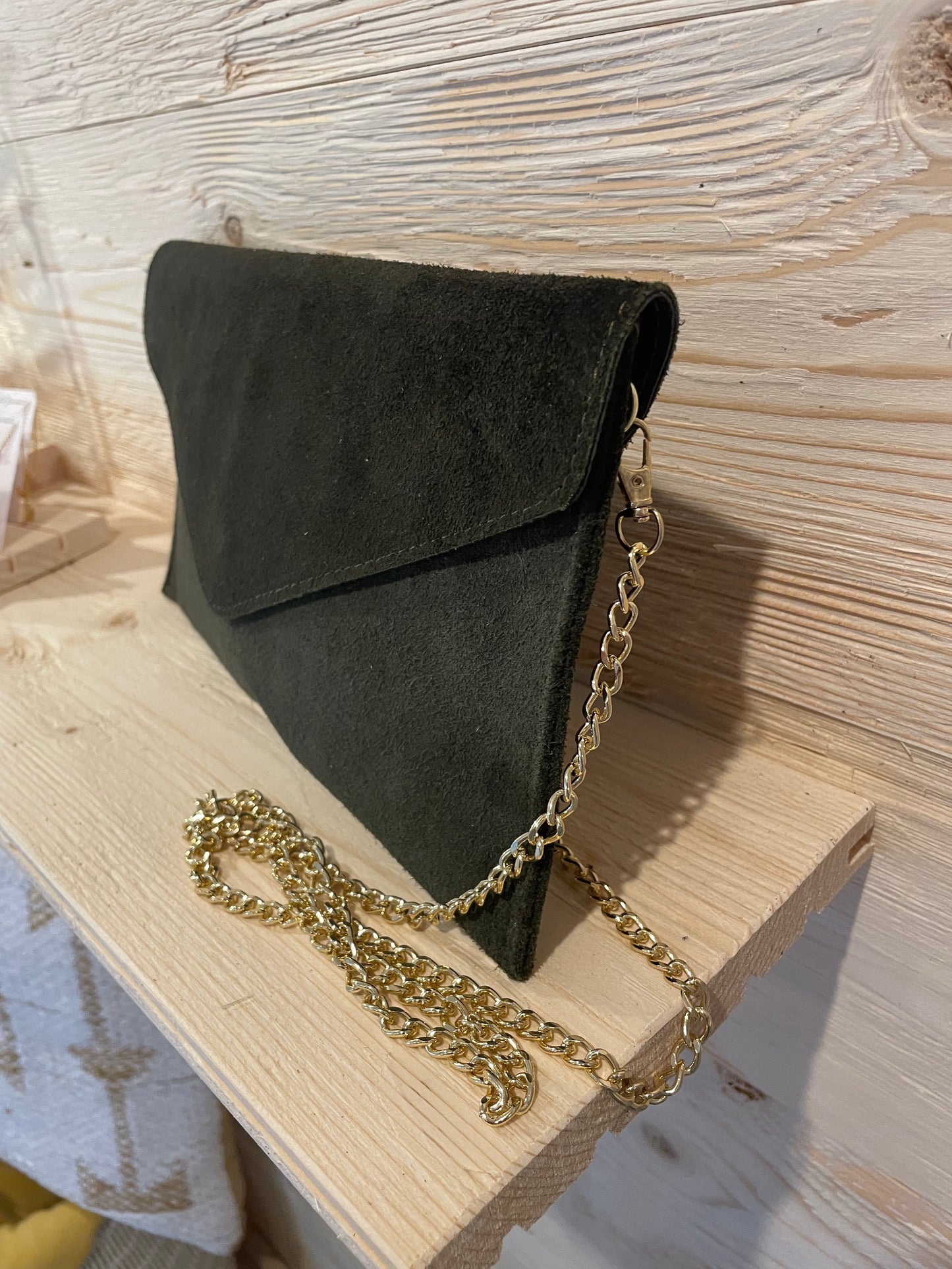 Italienische Echtledertasche Wildleder Clutch dunkel grün