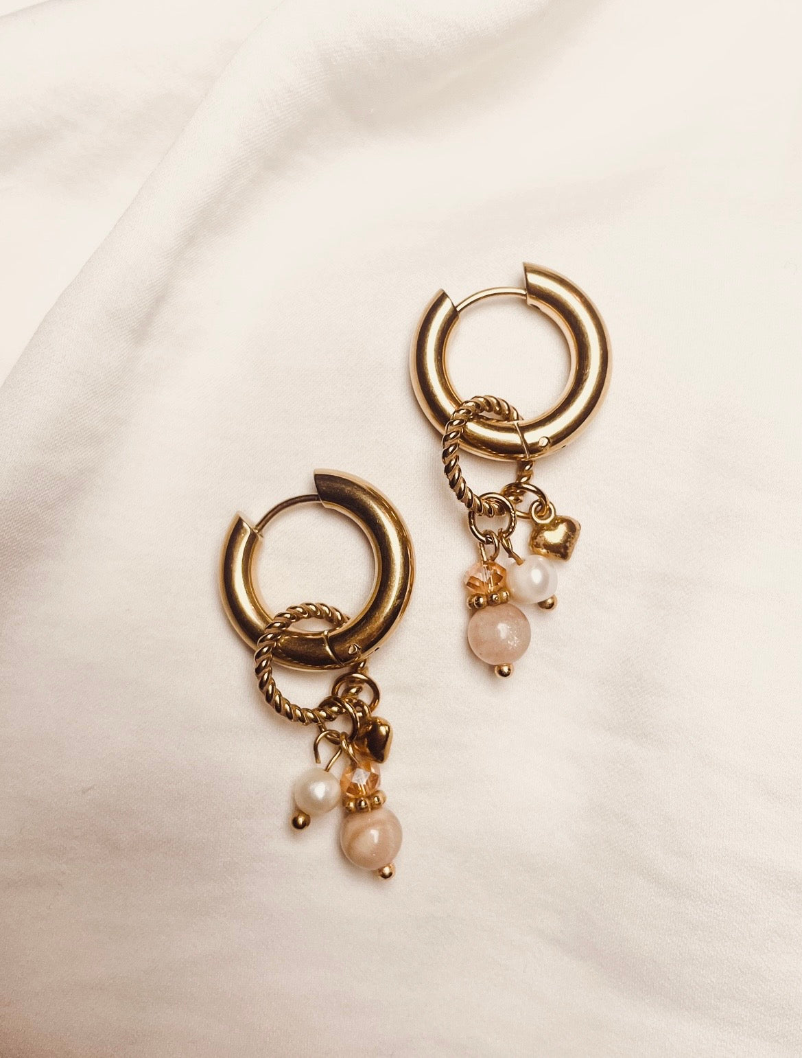 Nude Farbene Statement Creolen