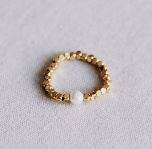 Elastischer Perlenring