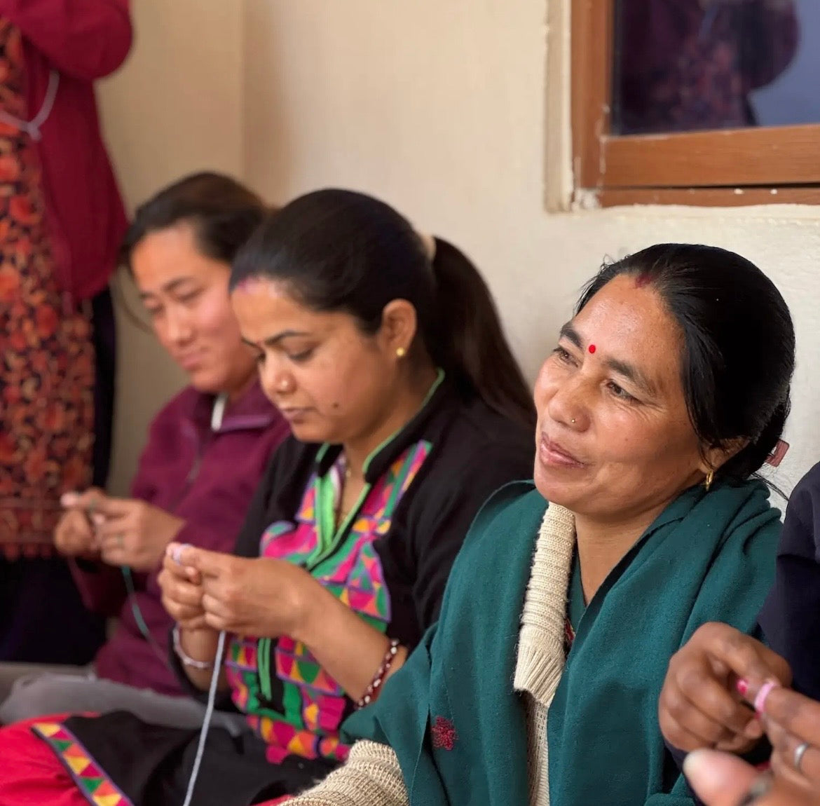 Gefertigt in Nepal von erfahrenen Kunsthandwerkerinnen.