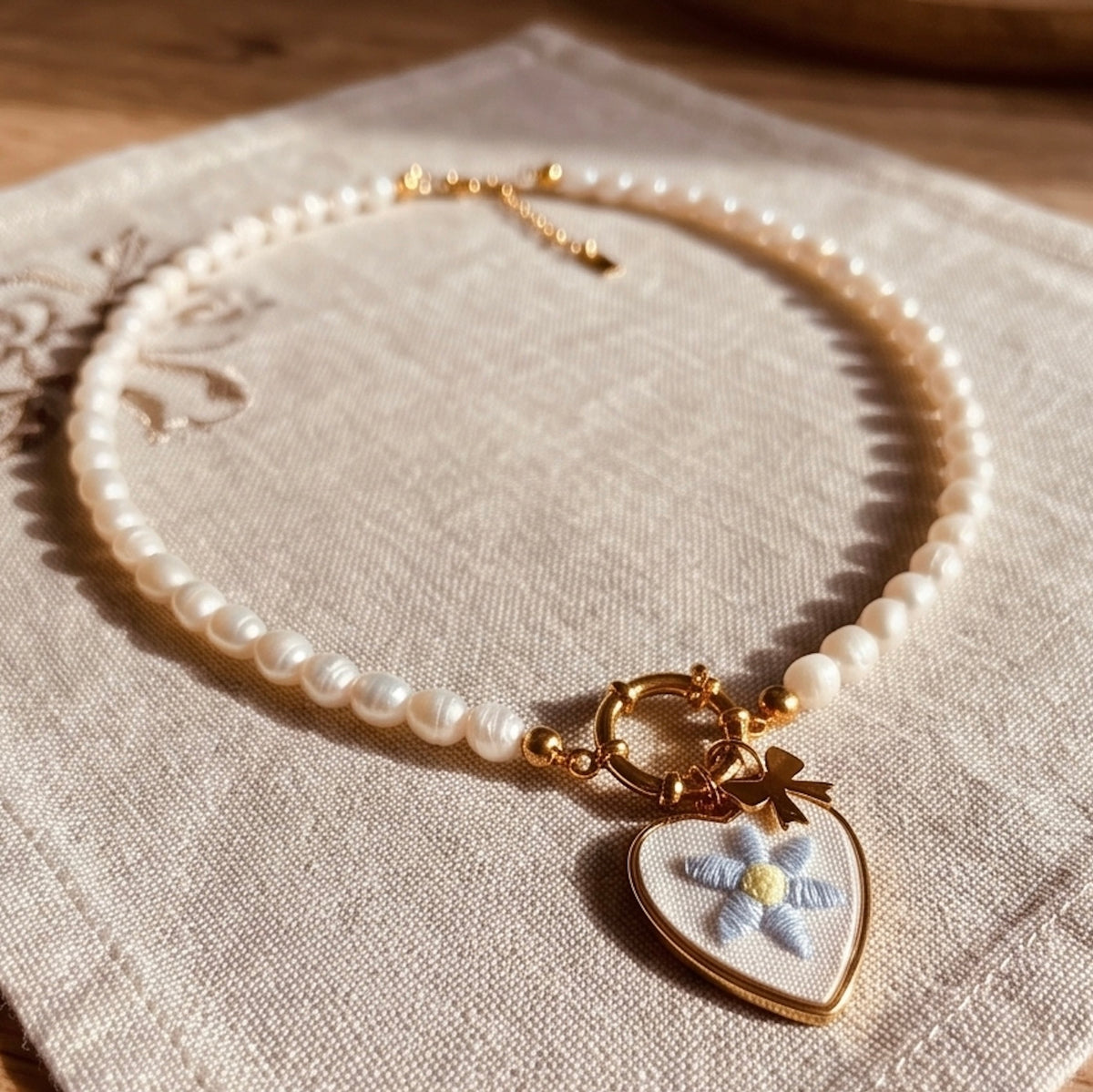 Dirndl Perlenkette  „Edelweiß"