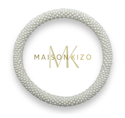 Fair Trade hergestelltes Glasperlen Armband mit Miyuki Perlen. Handgearbeitet in der Farbe Weiß perlmutt